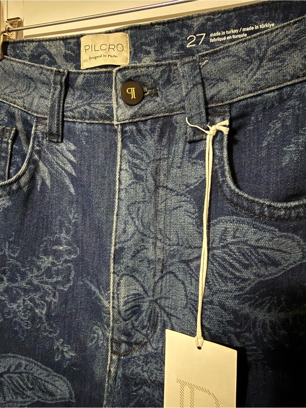 Anthropologie Pilcro The Icon High-Rise Flare Floral Jacquard Jeans 27 NWT - Picture 4 of 7